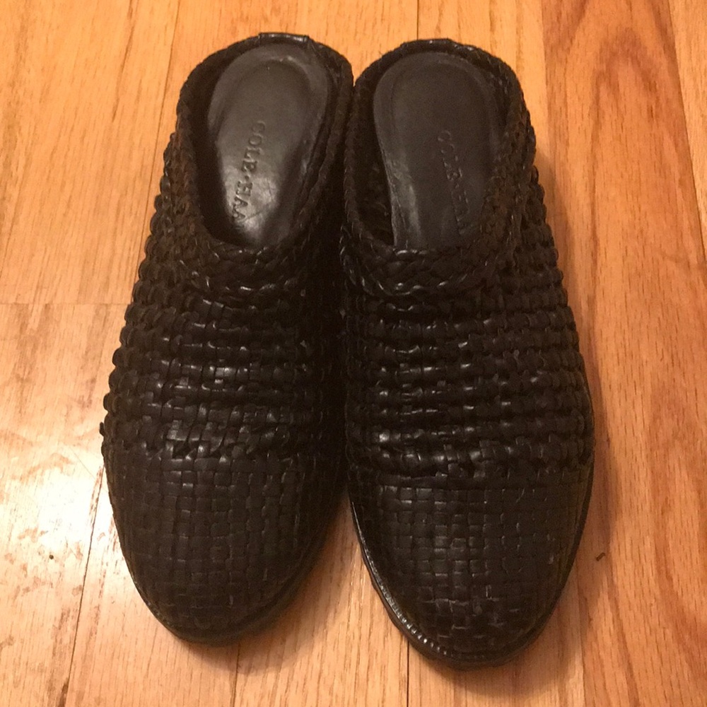 Like new Vintage Cole Haan woven leather clogs